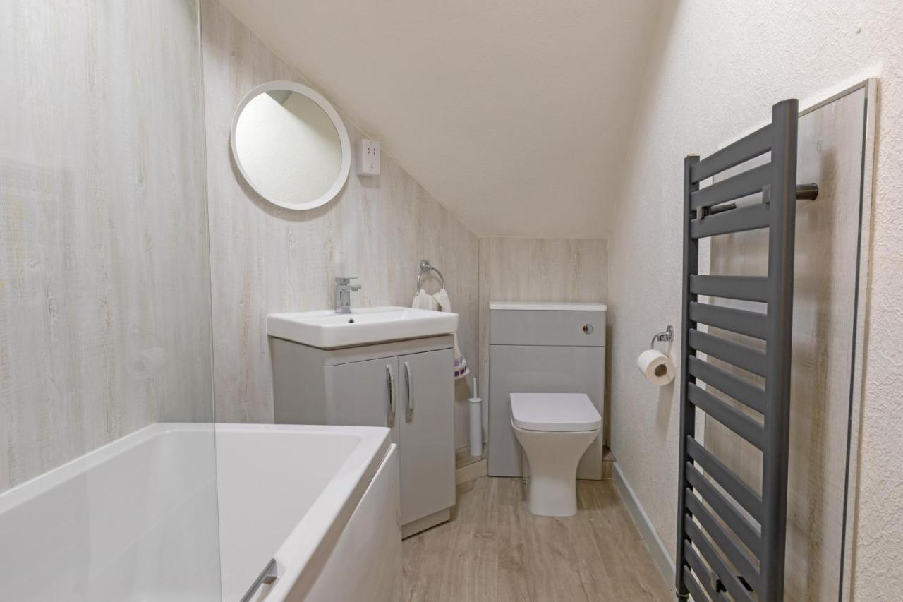 Stonyhurst Spacious Apartment, Great Location. クリザーロー エクステリア 写真
